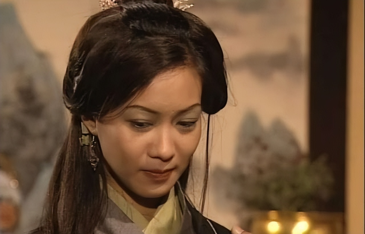 金庸取的最好听的名字,金庸取名100个字汇总