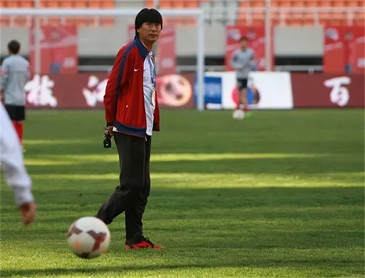 足球董礼强现在干啥,中国足球董礼强