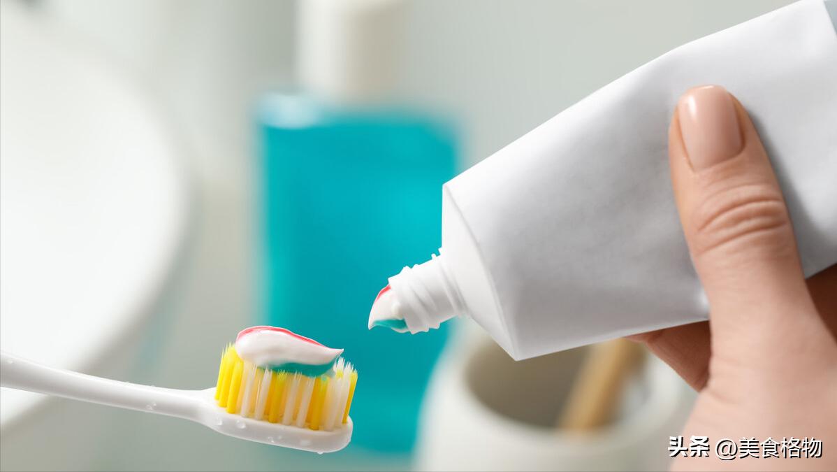 牙膏挤在梳子上有什么用,牙膏挤在梳子上有什么效果