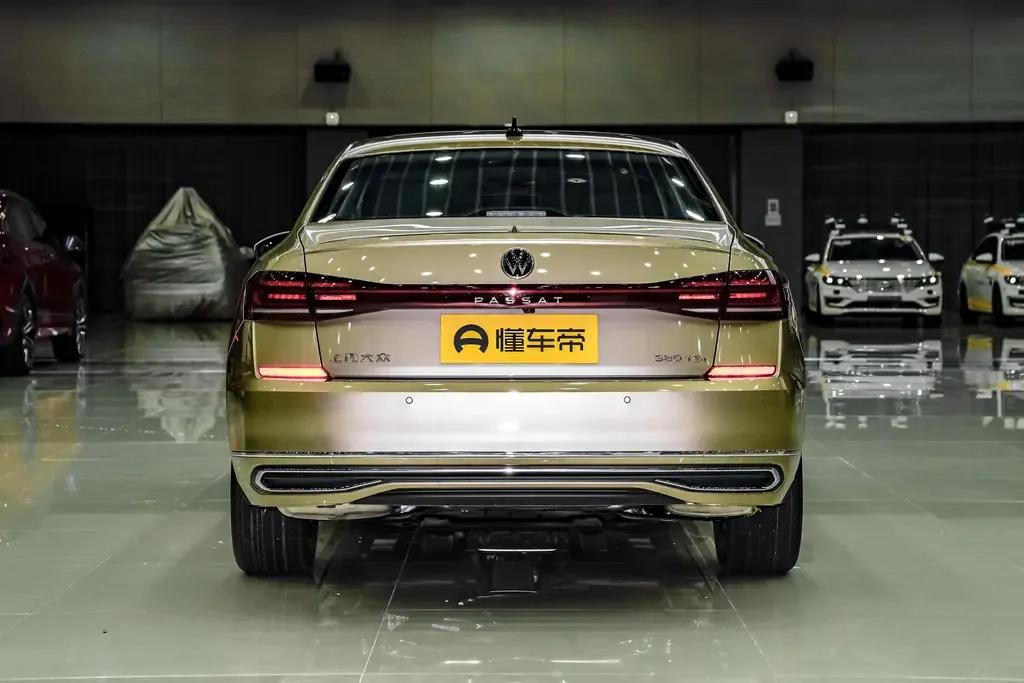 帕萨特2024款焕新升级哈曼卡顿,帕萨特价格表13万左右