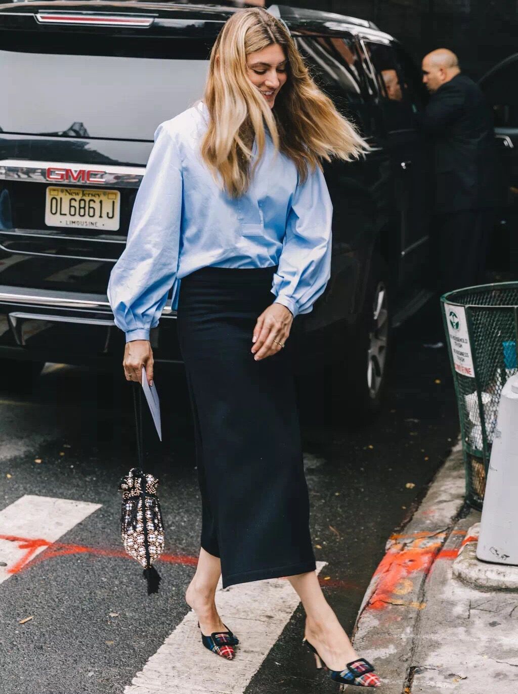 早春半裙中长款,春天选择半裙简单优雅又时尚