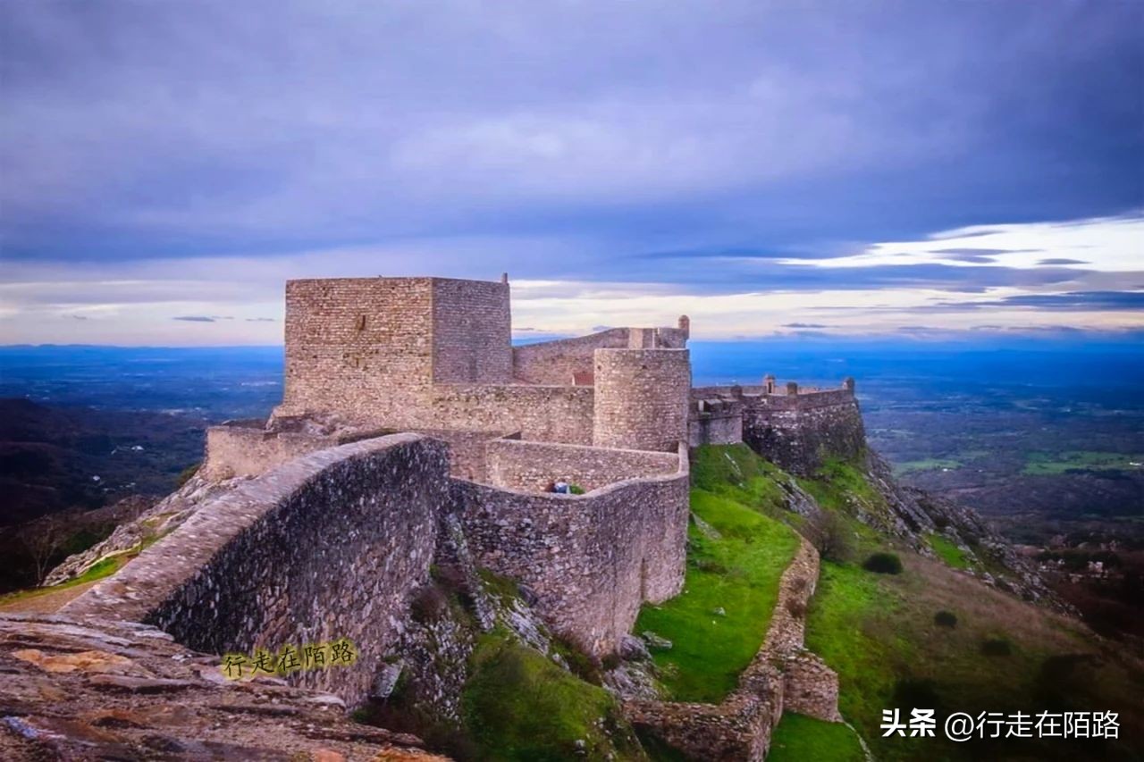 欧洲防御最强城堡,欧洲历史上最坚固的堡垒