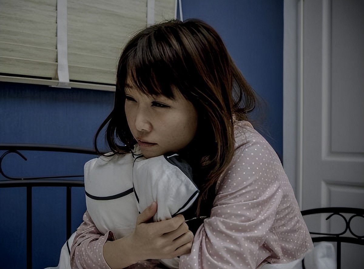 女人每天吃一粒维生素b1作用,女子每天坚持吃维生素b12