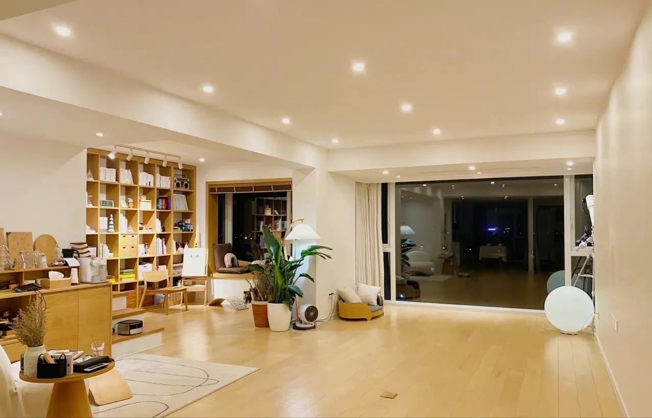 跟风客厅不要茶几,现在客厅都不需要茶几吗