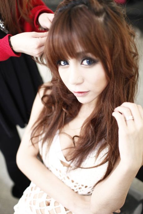 宁坐宝马哭不踏单车笑的女人,宁坐宝马哭也不愿坐单车笑的女孩