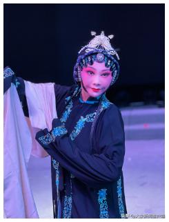 大声唱出来心情也会轻松,大声唱出来完整视频