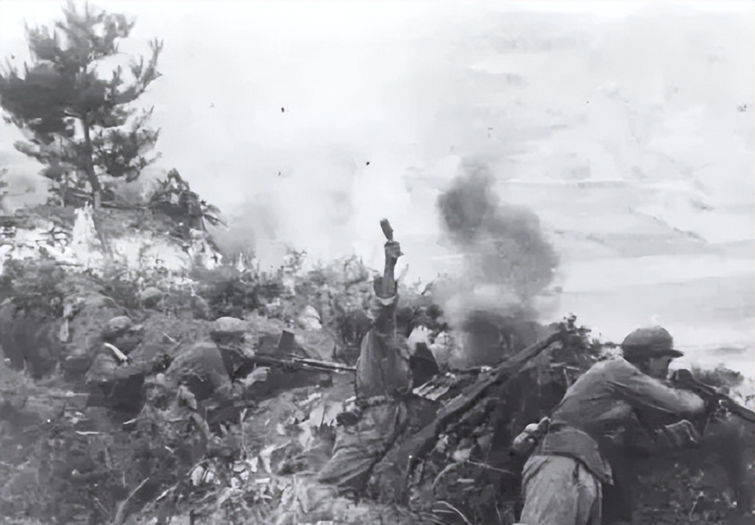 雪山上找不到路了怎么办？志愿军连长摸到一物后大喜：我有办法了