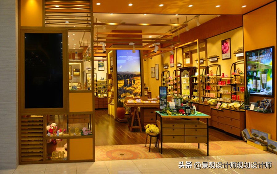 化妆品店小黑板设计,化妆品店设计案例分享