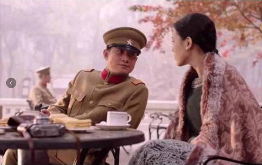 宋美龄对张学良哪六个字挽联,张学良逝世后宋美龄的挽联是什么