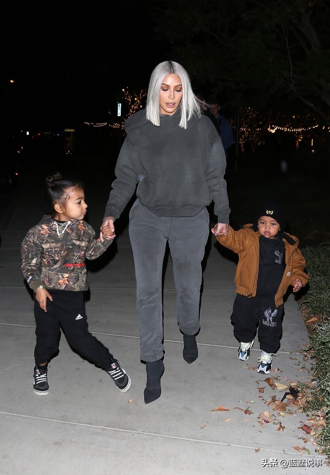 坎耶维斯特和他老婆穿搭,坎耶维斯特妻子亮相巴黎