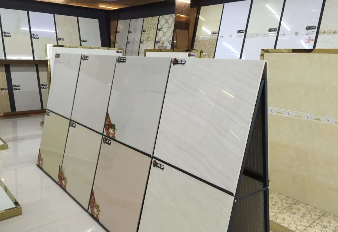 瓷砖批发与零售价差,瓷砖市场批发淡季如何应对