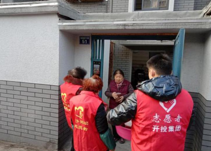 社区网格员防疫一线勇担当,坚守在防疫一线的网格员