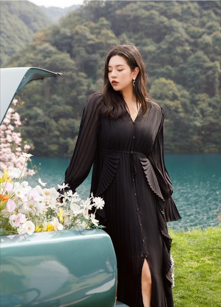 今年最流行的衣服女装30-40岁微胖,40-45岁高档女装微胖大码