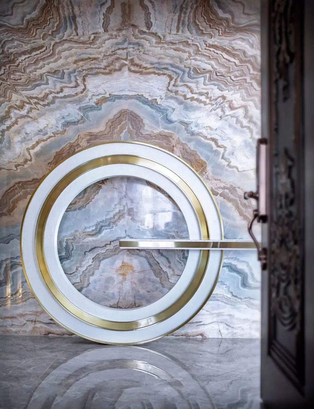 天然奢石和人造奢石的辨别,天然奢石与人工奢石对比