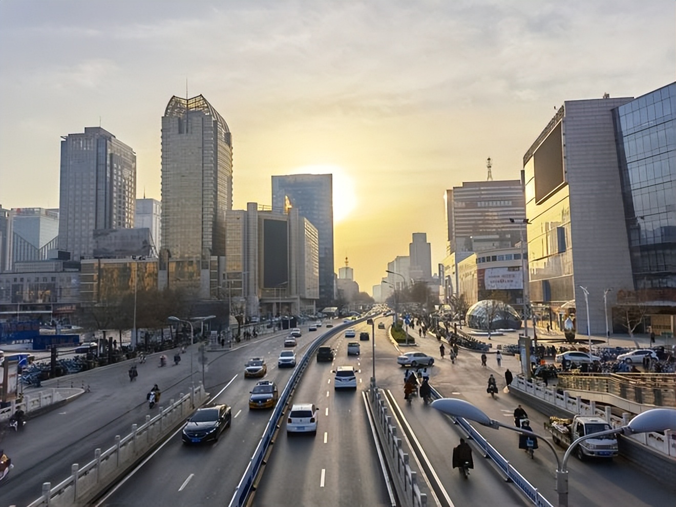 石家庄的长安街在哪里,石家庄长安中山路