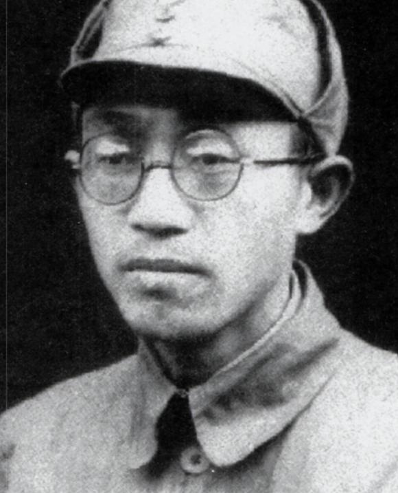 *德朱**怒批黄克诚：你这个政委不合格，黄克诚：老总讲清楚，哪不行