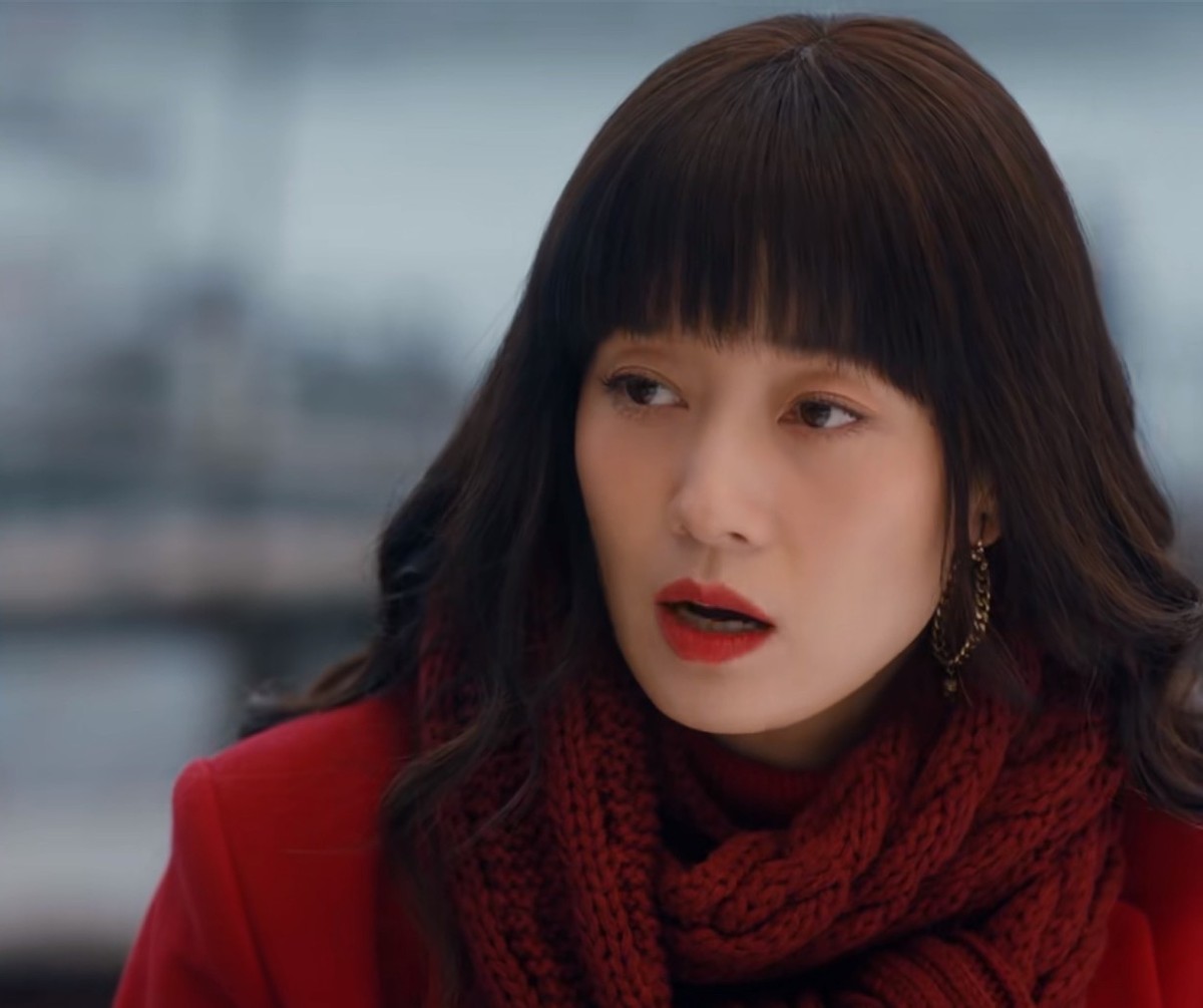 用假发遮住额头就是少男？37岁唐曾演大学生，满脸褶子太辣目