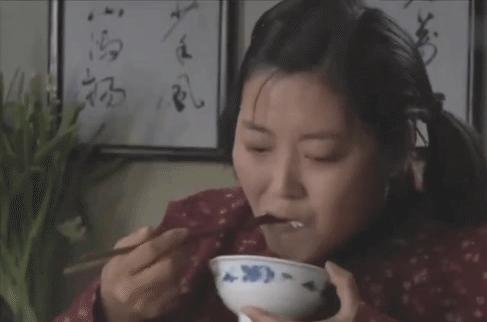 陈佩斯吃面条完整版是真的吗,陈佩斯吃假面条完整版