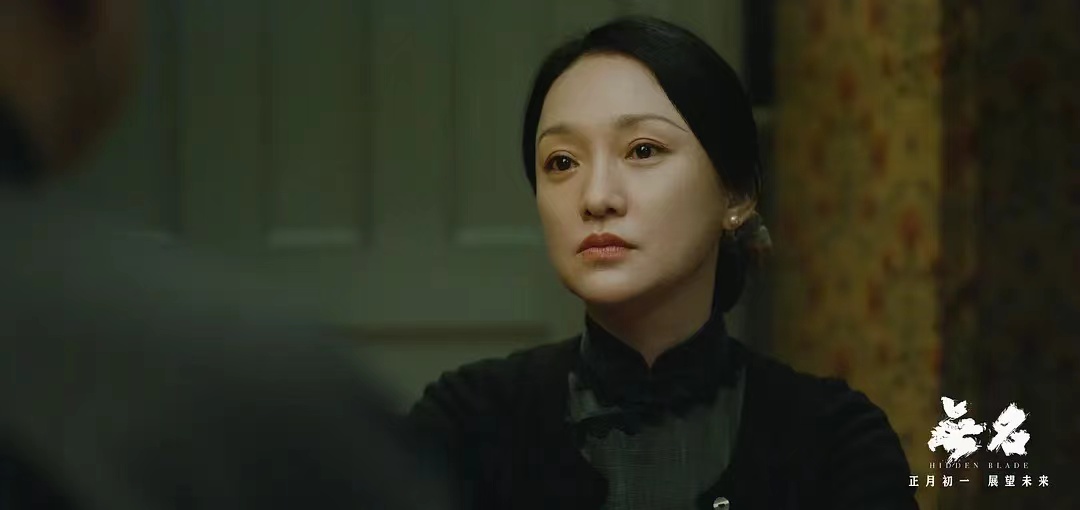 从3个角度对比谍战片《色戒》和《无名》，它们的差距，不止*欲情**