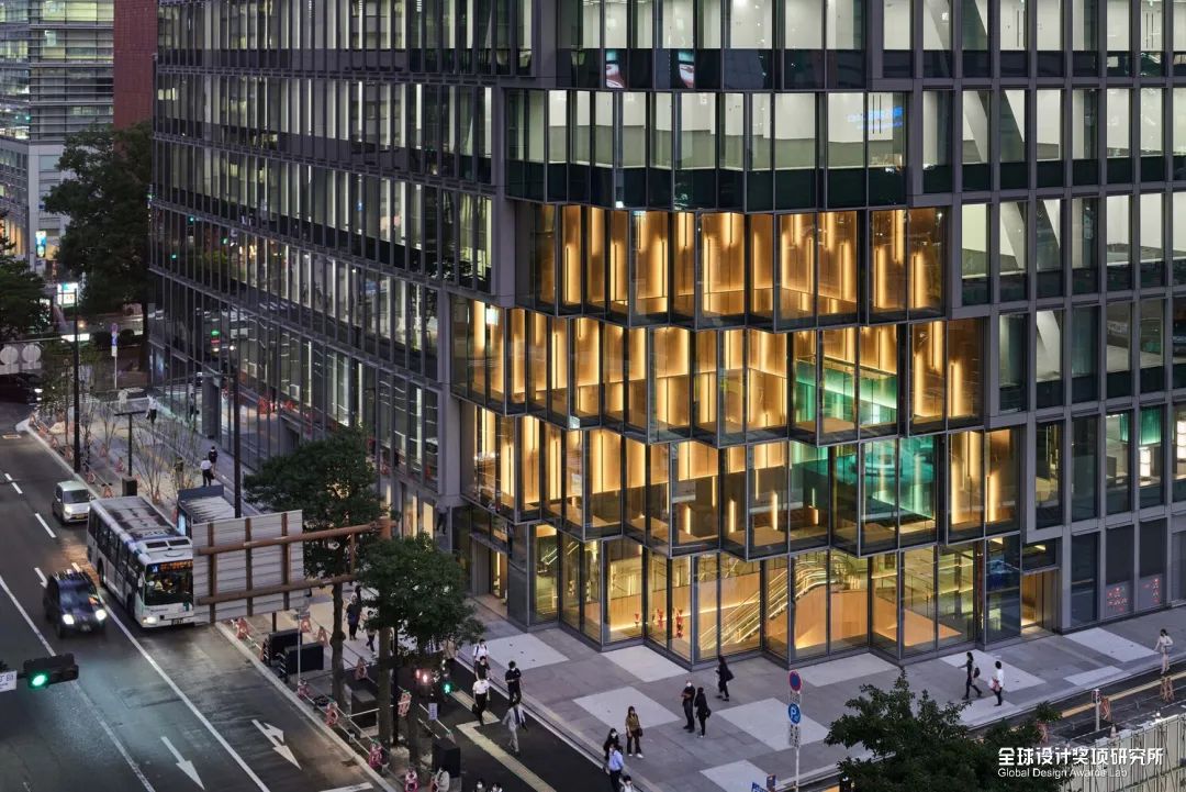 第57届美国金像奖,第49届美国金球奖电影