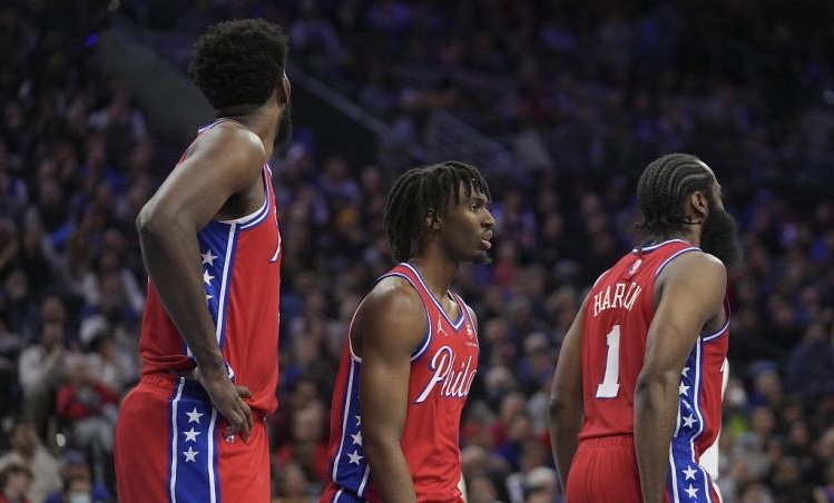 76人续约哈登合同曝光,76人签约哈登