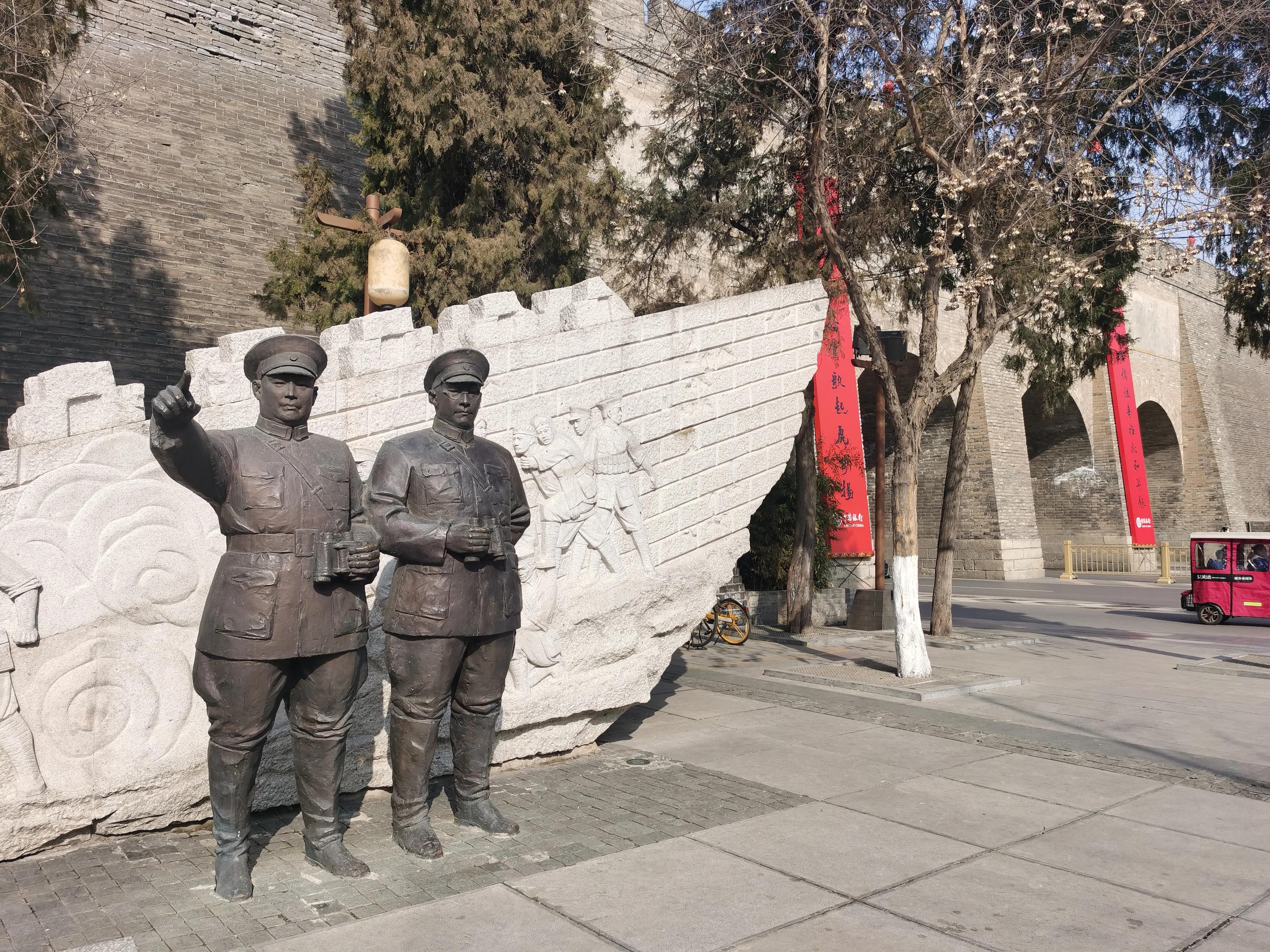 西安城墙城砖为什么是1984,西安城墙的砖全是现代的吗