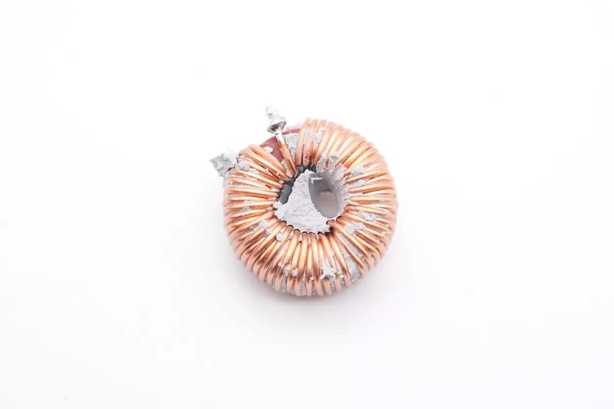 thinkplus45w快充拆解,联想thinkplus135w充电器评测