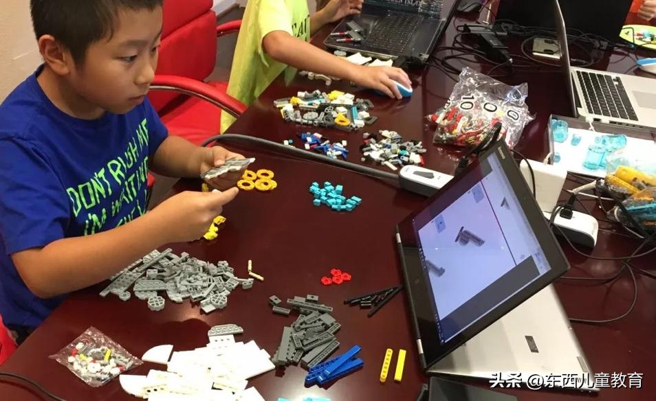 机器人编程能让孩子学到什么知识,机器人和少儿编程该学哪个