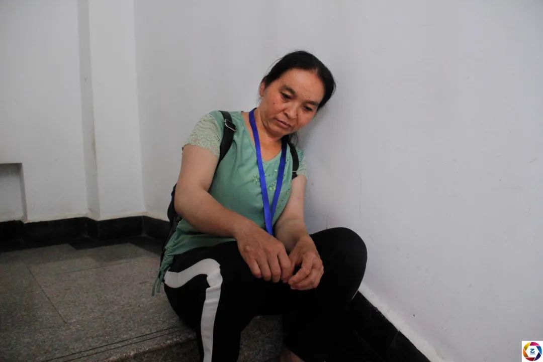 男子被石头砸伤怎么办,小男孩被石头砸到后续