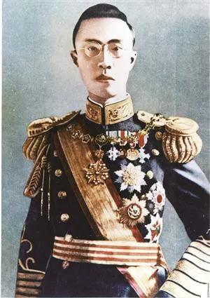 溥仪被驱逐出宫,清废帝溥仪