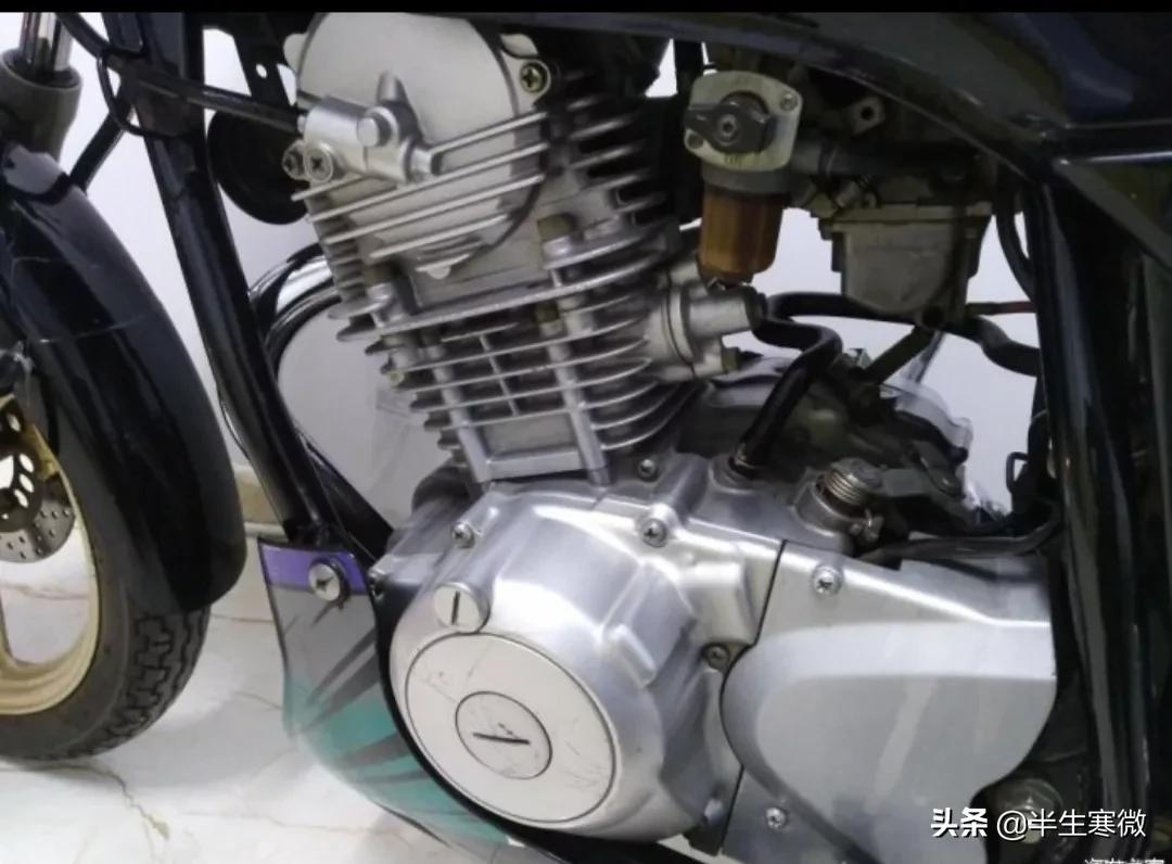 雅马哈劲豹150摩托车新款,骑不坏的本田修不好的雅马哈