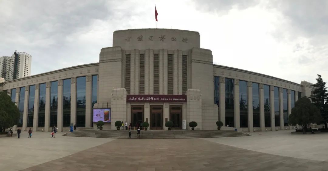 什么？兰州是当之无愧的一线城市！开玩笑呢吧！