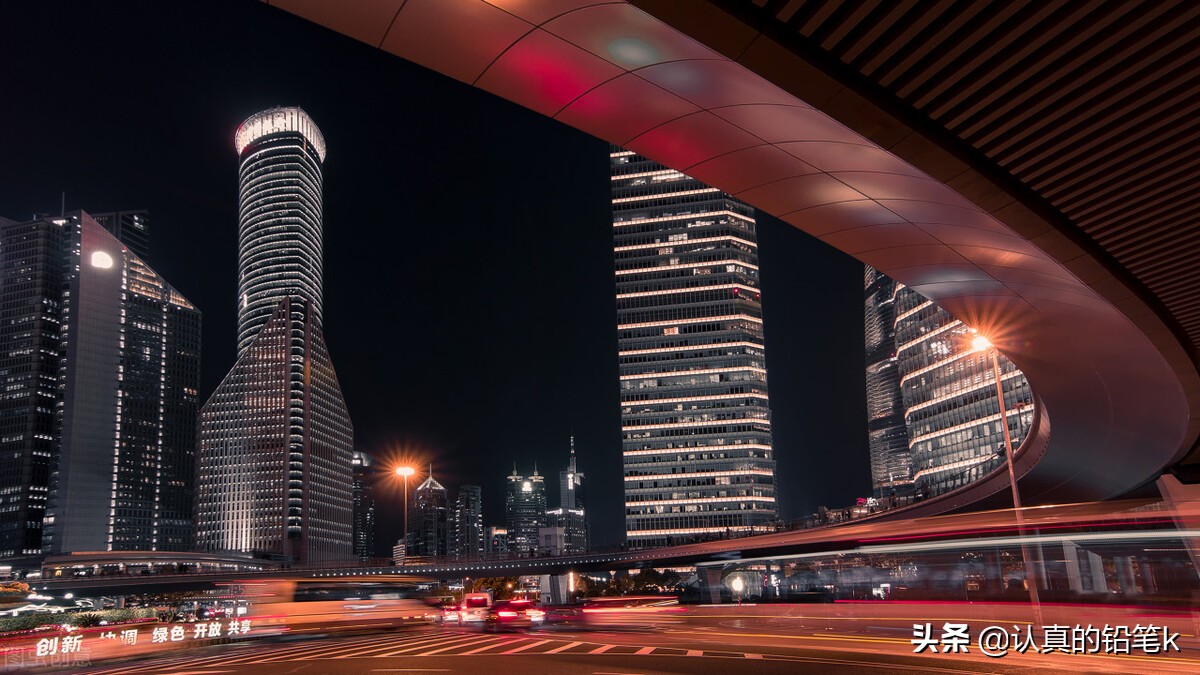 在陆家嘴工作是怎样一种体验 (上海陆家嘴工作推荐)