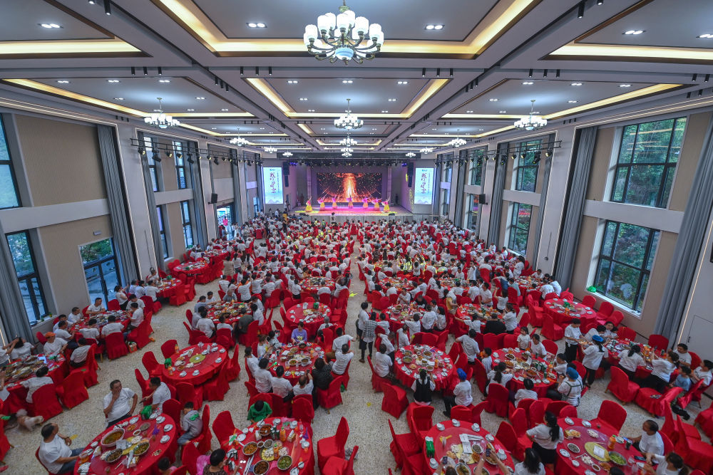 千万工程造就美丽乡村人民日报,千万工程塑造美丽乡村新华社