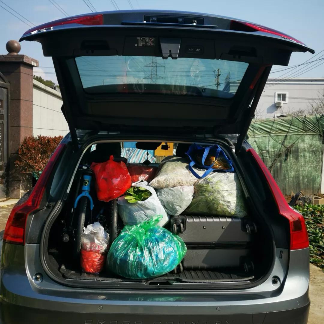 沃尔沃v90cc2022款试驾评测,沃尔沃v90和v90cc对比试驾