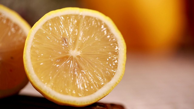 加快黑色素代谢的维生素,毛发黑色素少如何增加黑色素