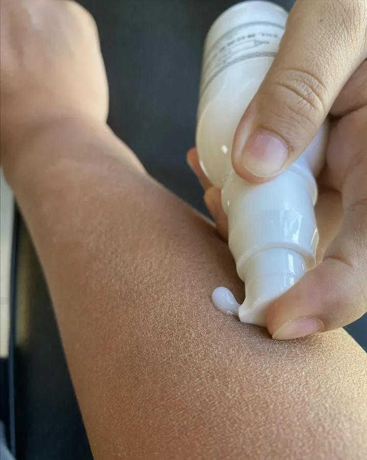 空调房待久了干燥,空调房呆久了皮肤干燥怎么办