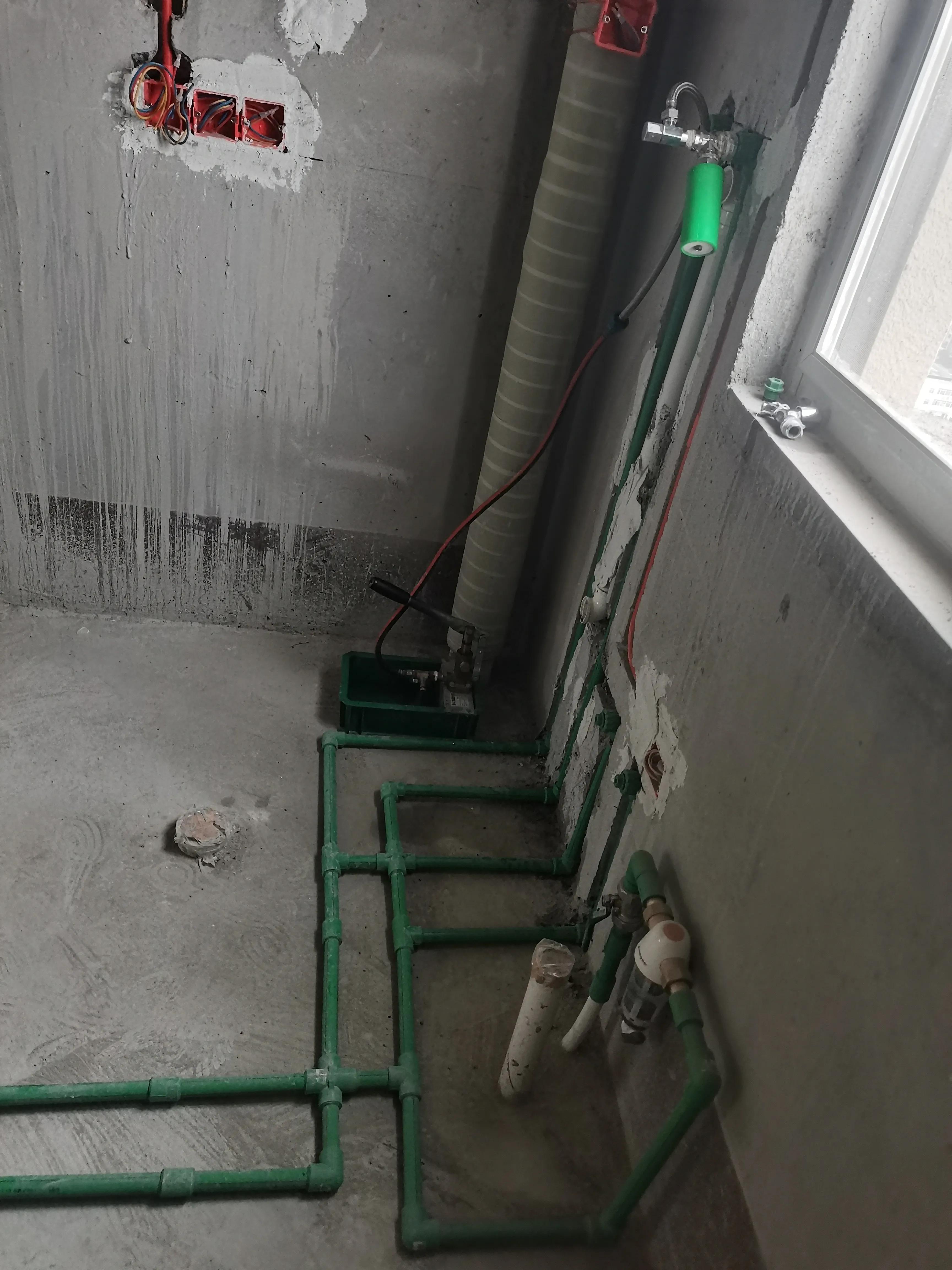 装修水管打压是谁打的,装修实录视频