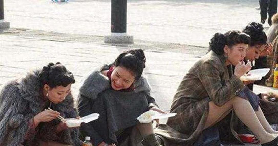 欲望狂潮：8000元裸替群演揭秘，真实床戏吻戏全程曝光！