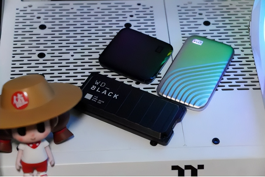 西数移动硬盘新款和老款怎么区分,西数wdelements1000g移动硬盘