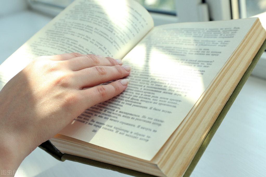 唐诗三百首里的关于读书的诗句,十八首关于读书的古诗