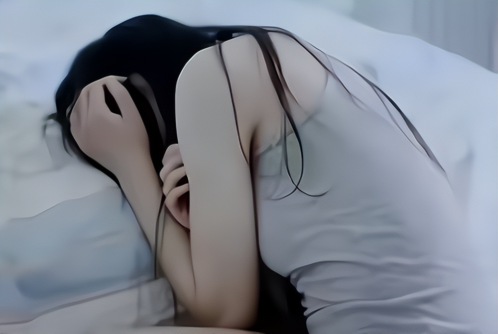 深圳女子被同行男子下药后续,厦门18岁女子醉酒后续