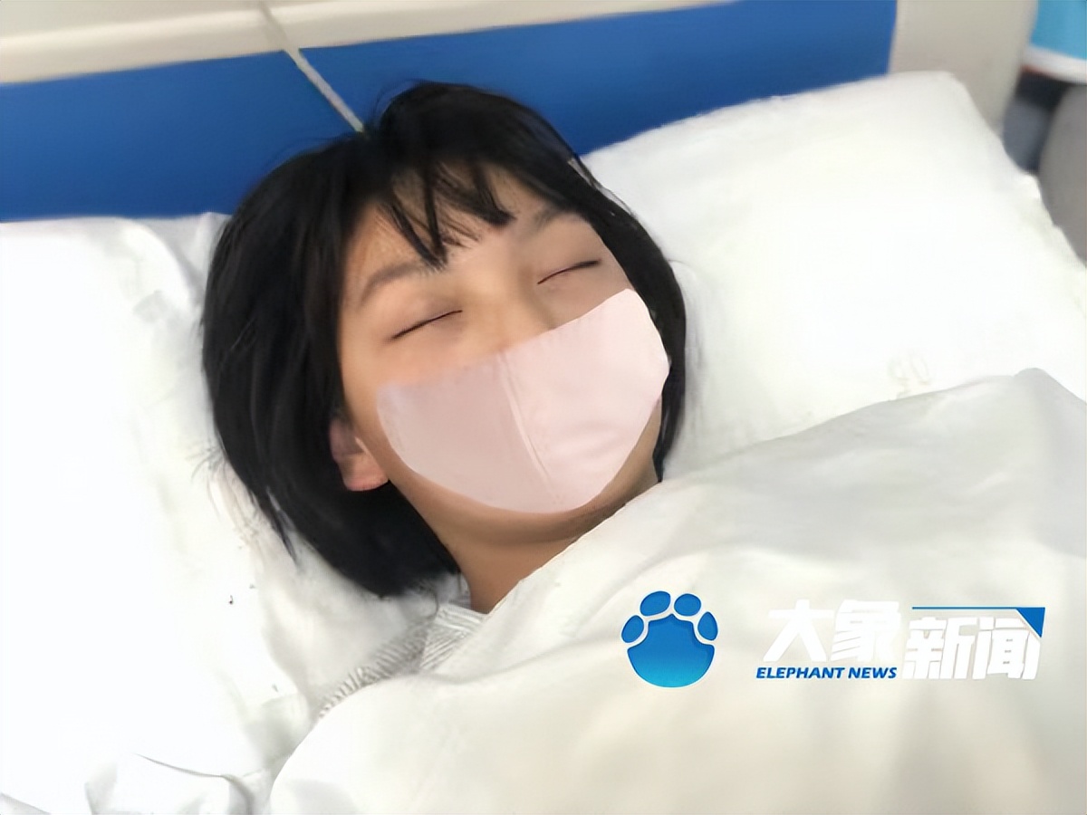 误服农药女孩收到善款,误服农药女孩康复出院