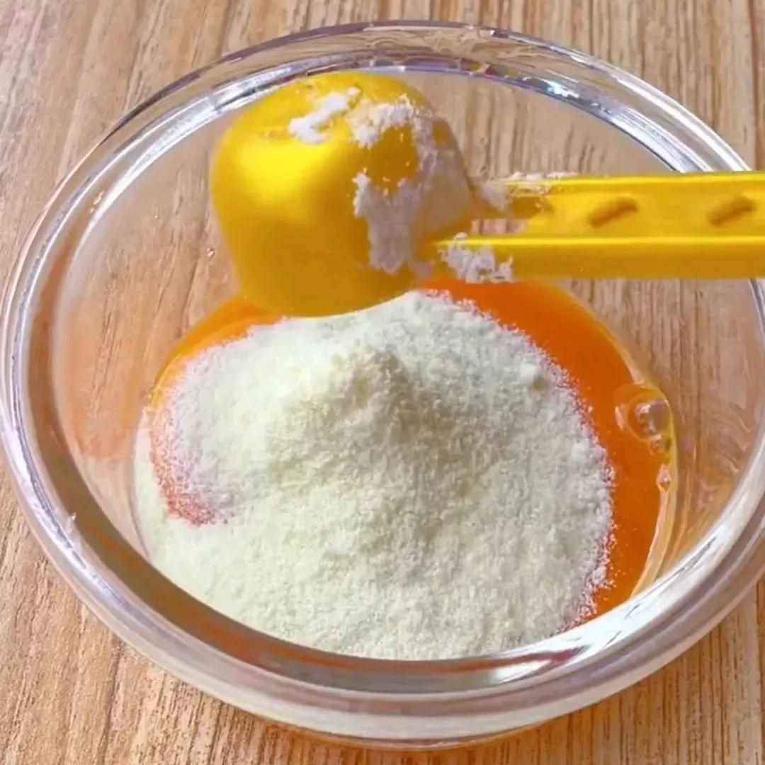 宝宝喝不完的奶粉可以做什么零食,孩子吃不完的奶粉怎么做小饼