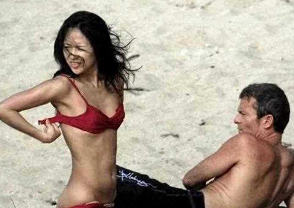 显摆、不穿、还露背,这些女明星服饰真的很宽松吗?