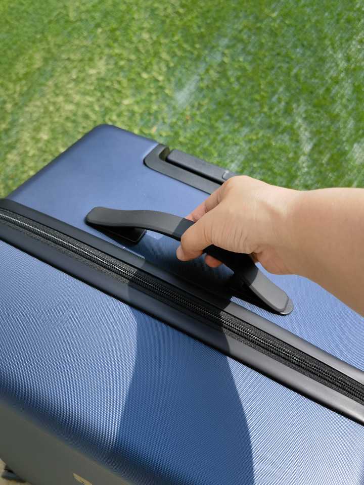 地平线8号行李箱24寸和20寸铝框,地平线8行李箱20寸和24寸评测