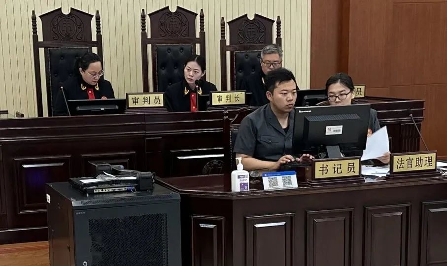 抢夺孩子抚养权孩子怎么上学,没有抚养权可以让孩子上学吗