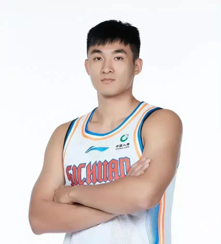 CBA选秀球员表现汇总：状元秀实至名归，榜眼太水，探花值得