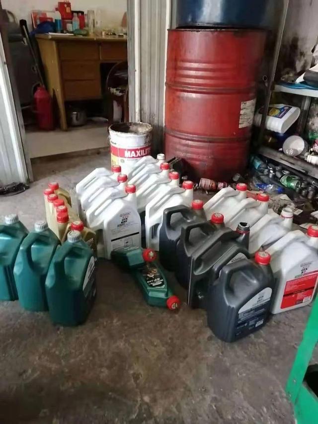 鏈烘补鍒板簳鏄笉鏄獥浜虹殑,浣犱滑涔扮殑鏈烘补鏄笉鏄悎鏍肩殑