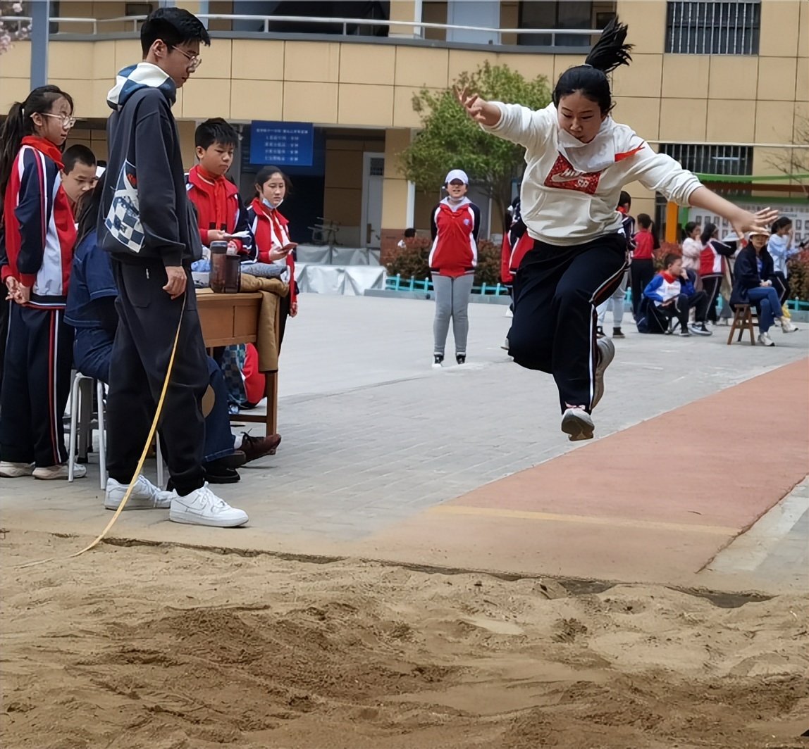 队列比赛风采展示,社团风采展示活动小学